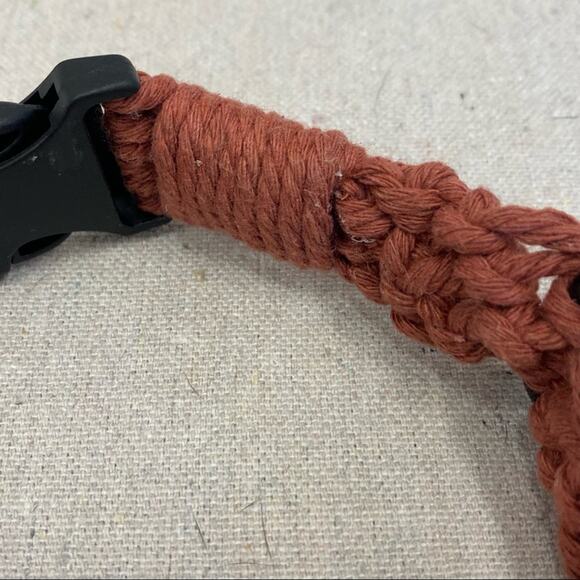 Handmade macrame dog collar in Muted Red 17" non adjustable - Picture 4 of 12